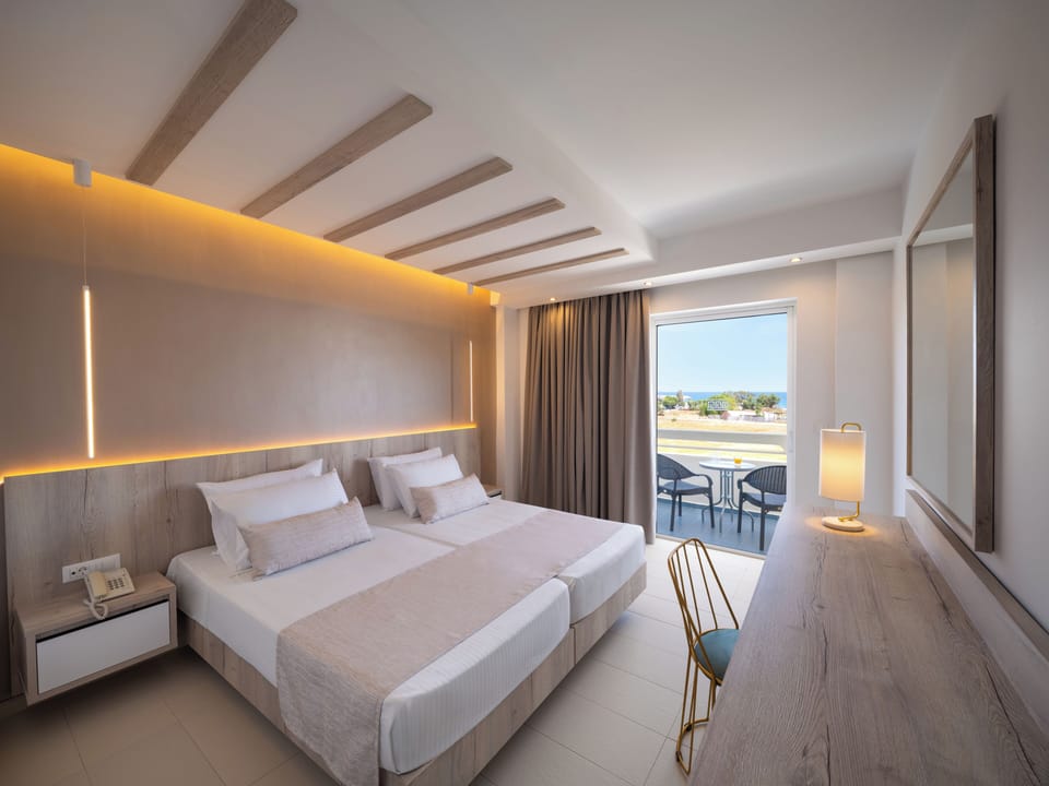 Double Room, Sea View | Desk, laptop workspace, WiFi (free), individually decorated