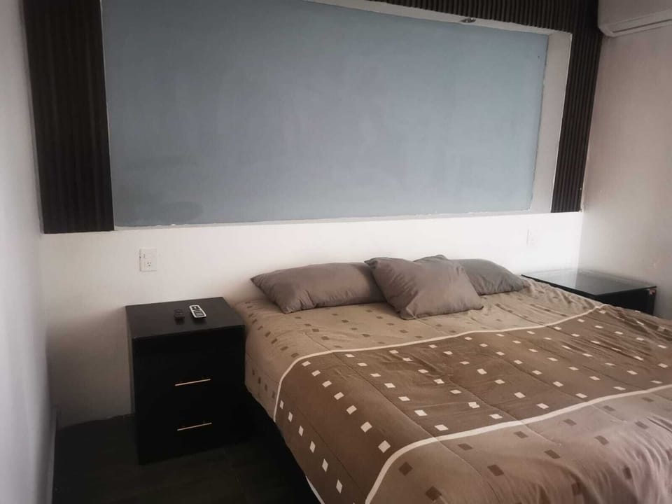Double or Twin Room | Desk, WiFi (free)