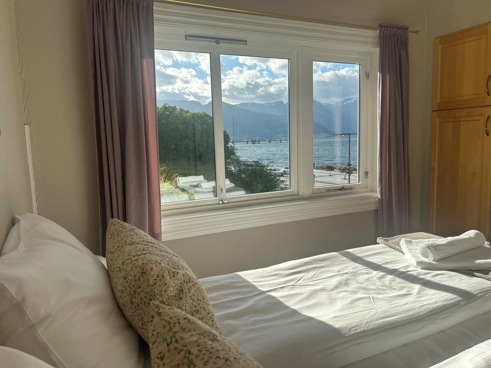 Double Room, Partial Sea View | Individually decorated, individually furnished, free WiFi