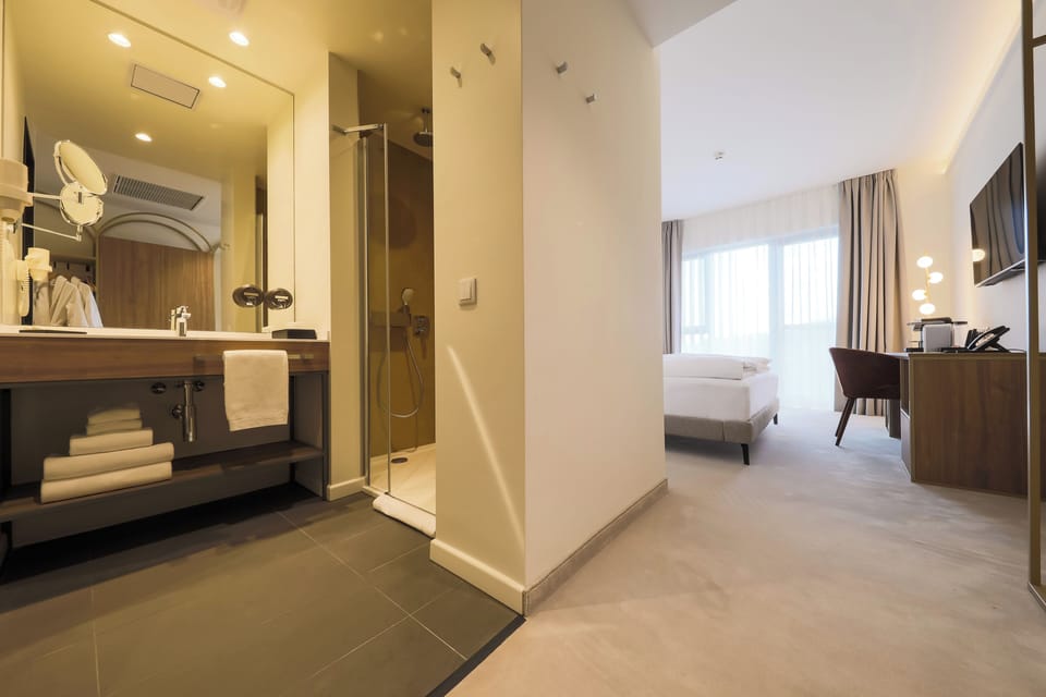 Shower, free toiletries, hair dryer, bathrobes