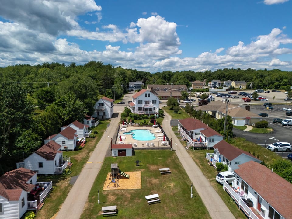 aerial of the Belle of Maine top half.