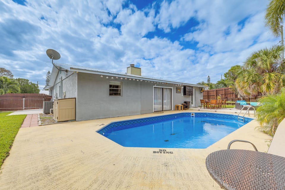 Private Pool | Patio | Gas Grill