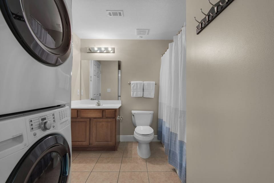 Ariel Dunes II 1705 - Washer/Dryer