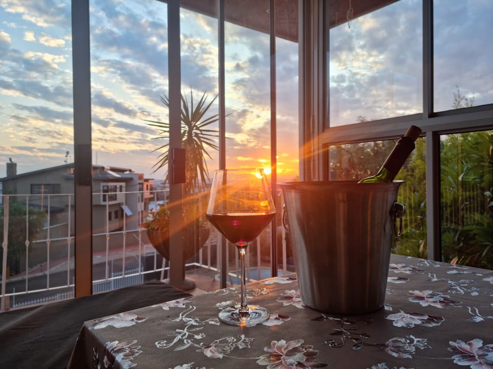The sundowner under the golden hue of the breathtaking sunsets.