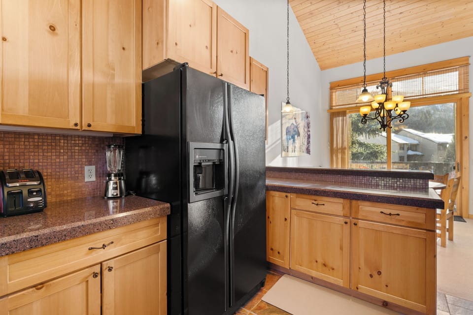 Studio (3 Bedrooms) | Property amenity