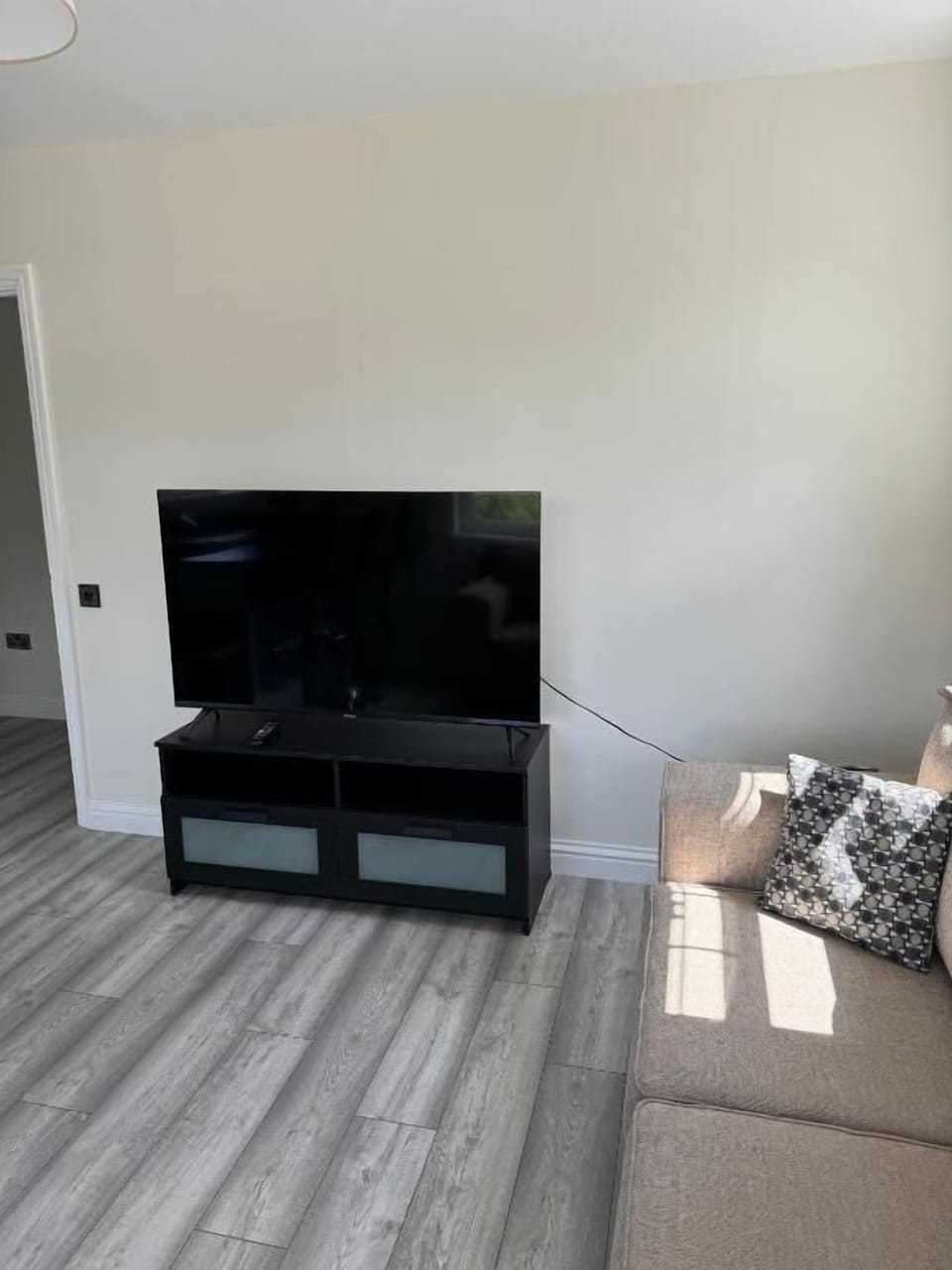 Family Apartment | Living area | Flat-screen TV