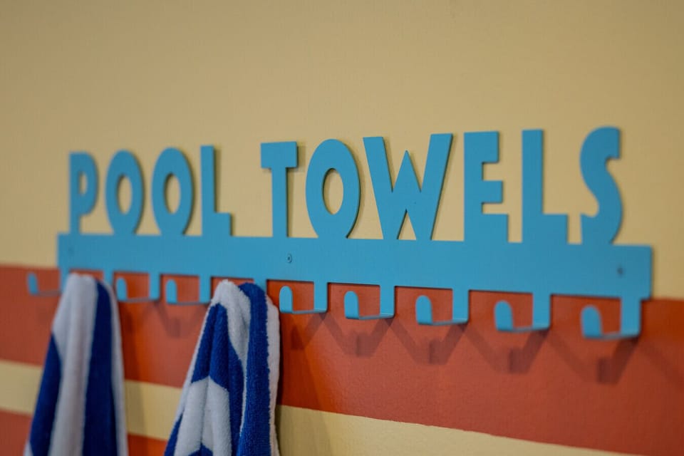 Plenty of space to hang your wet towels after a day by the pool