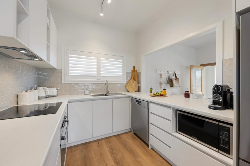 Bonny Chill in Bonny Hills 2445 Mid North Coast Beachscape Holiday Rentals