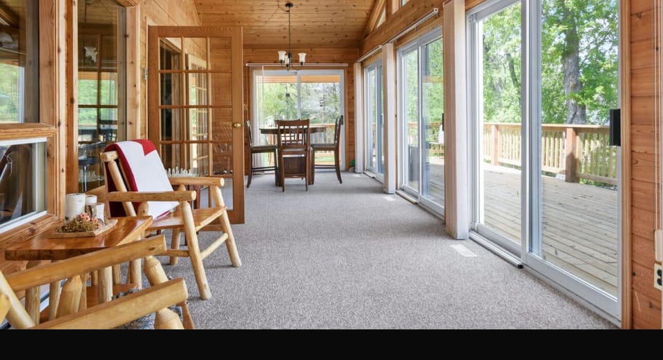 Large Sunroom