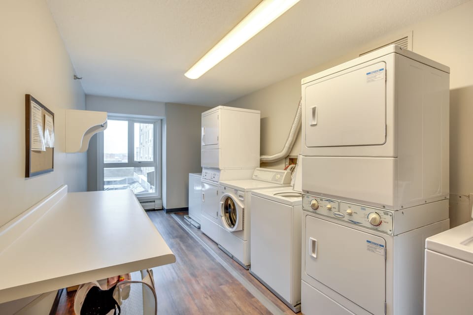 Community Amenities | Free to Use (Detergent Not Provided)
