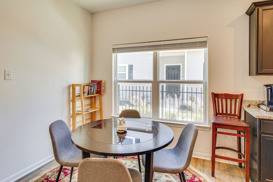 Dining Area | 1st Floor