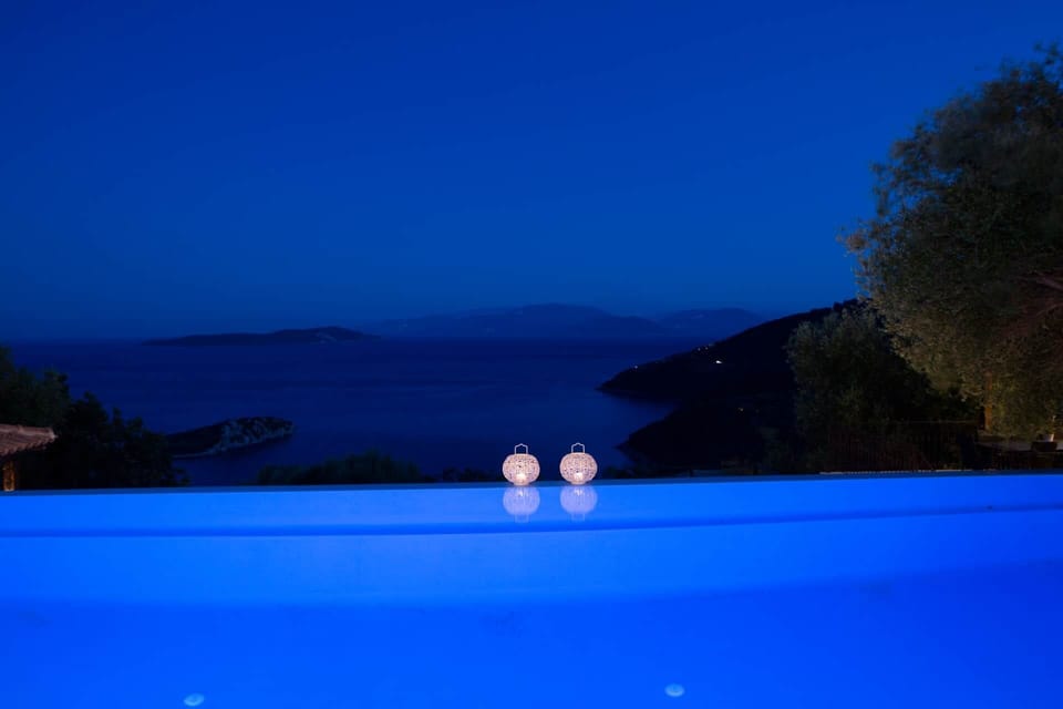 Pool 1 night view (2)