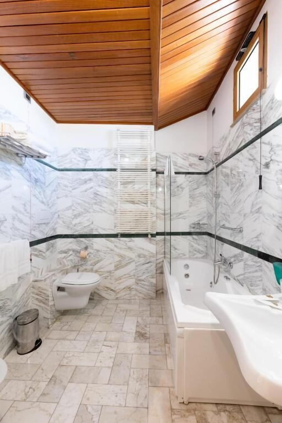 Shower, free toiletries, hair dryer, slippers