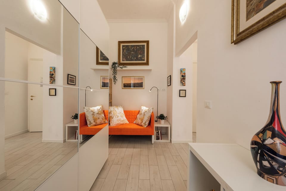 Classic Apartment | Living area
