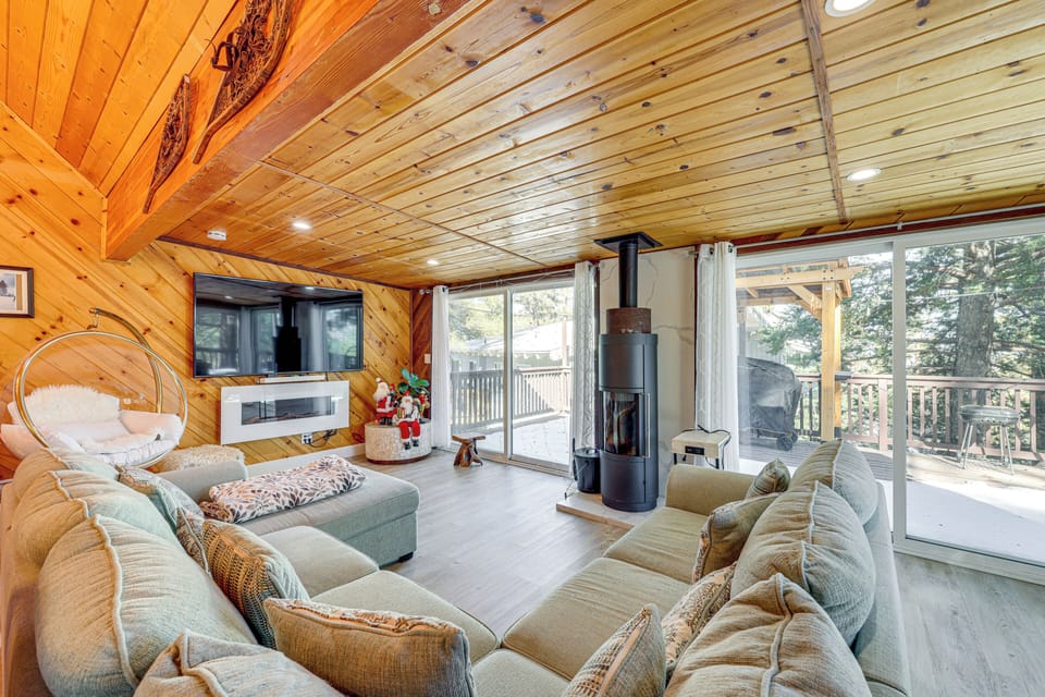 House (3 Bedrooms) | Front of property