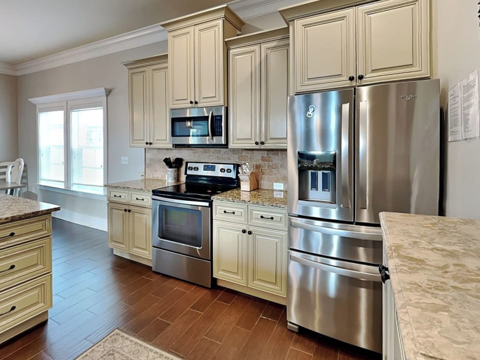 First Floor: Kitchen