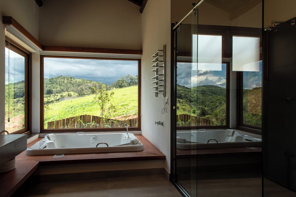 Premium Chalet, 1 Bedroom, Non Smoking, Mountain View | 1 bedroom, in-room safe, blackout drapes, soundproofing