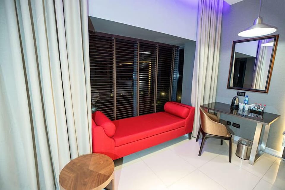 Junior Room, Balcony, City View | Desk, laptop workspace, soundproofing, free WiFi