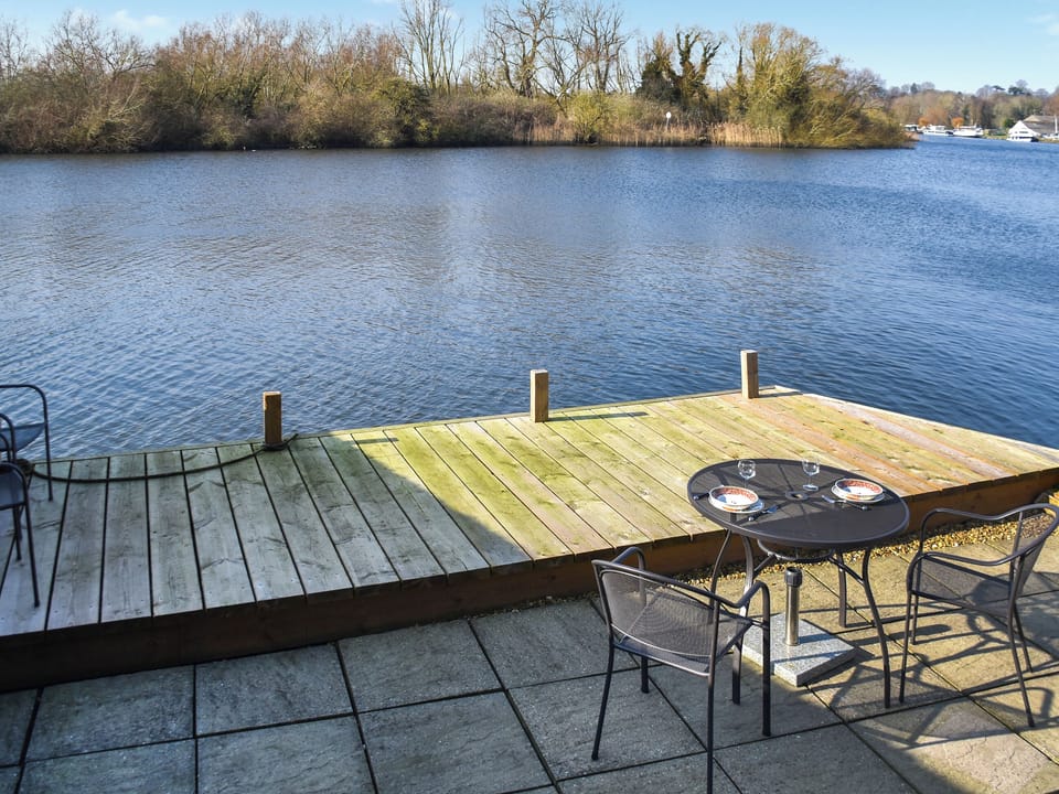 Outdoor | Rainbow&rsquo;s End, Brundall