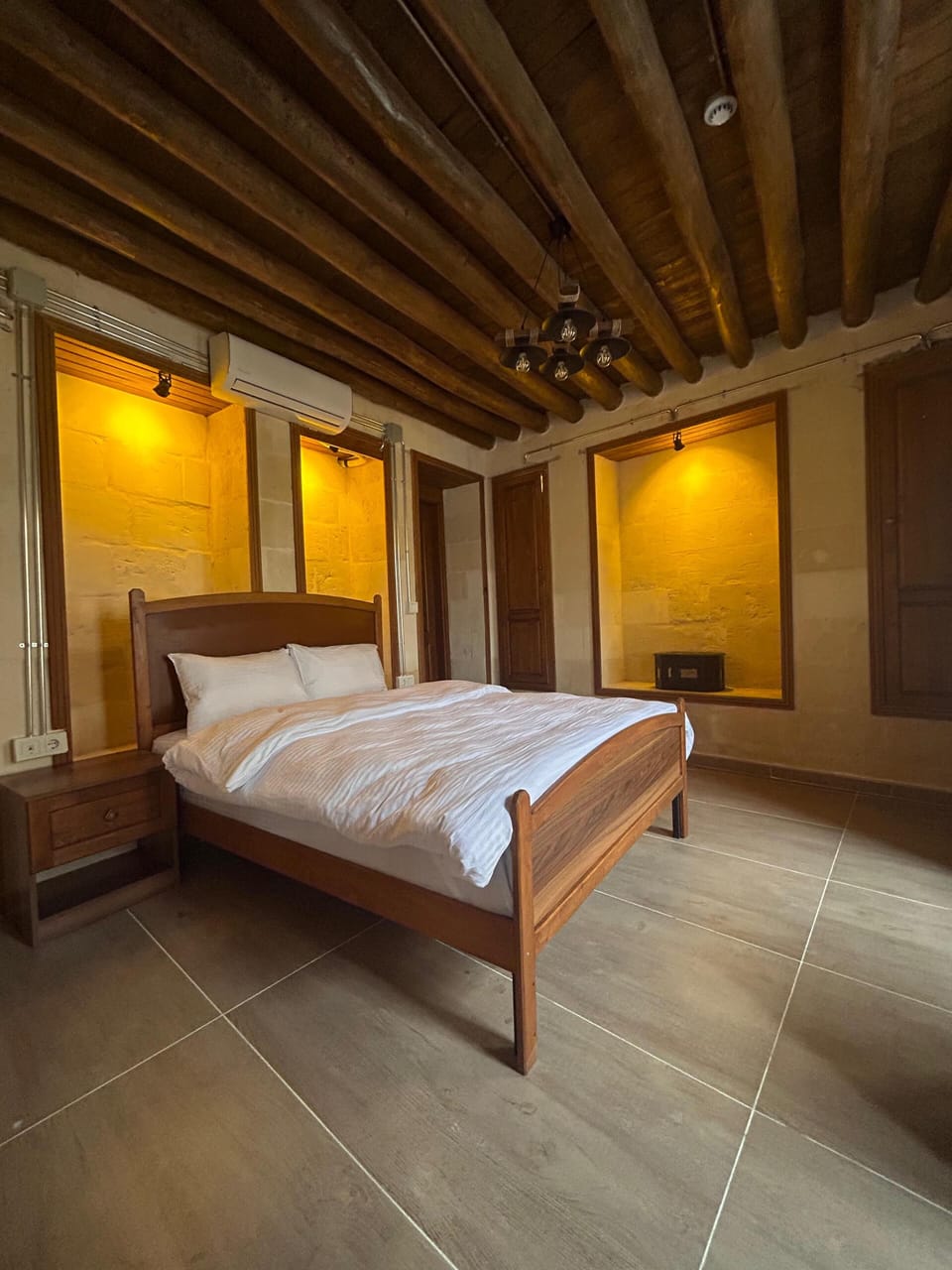Double Room | Desk, laptop workspace, free WiFi