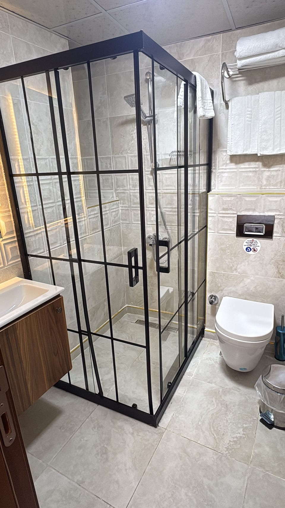 Double Room | Bathroom | Shower, hair dryer, towels, soap