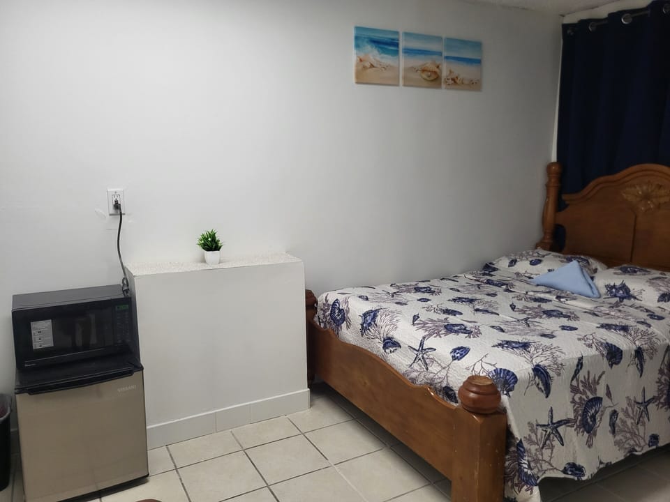 C4, private bedroom. No shared with other