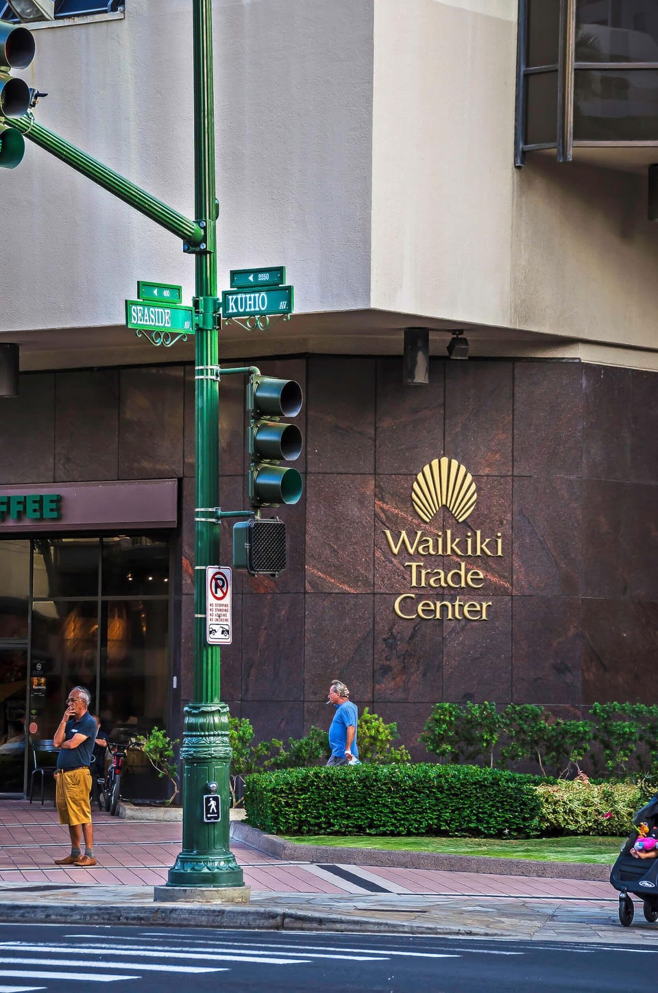 Waikiki Trade Center