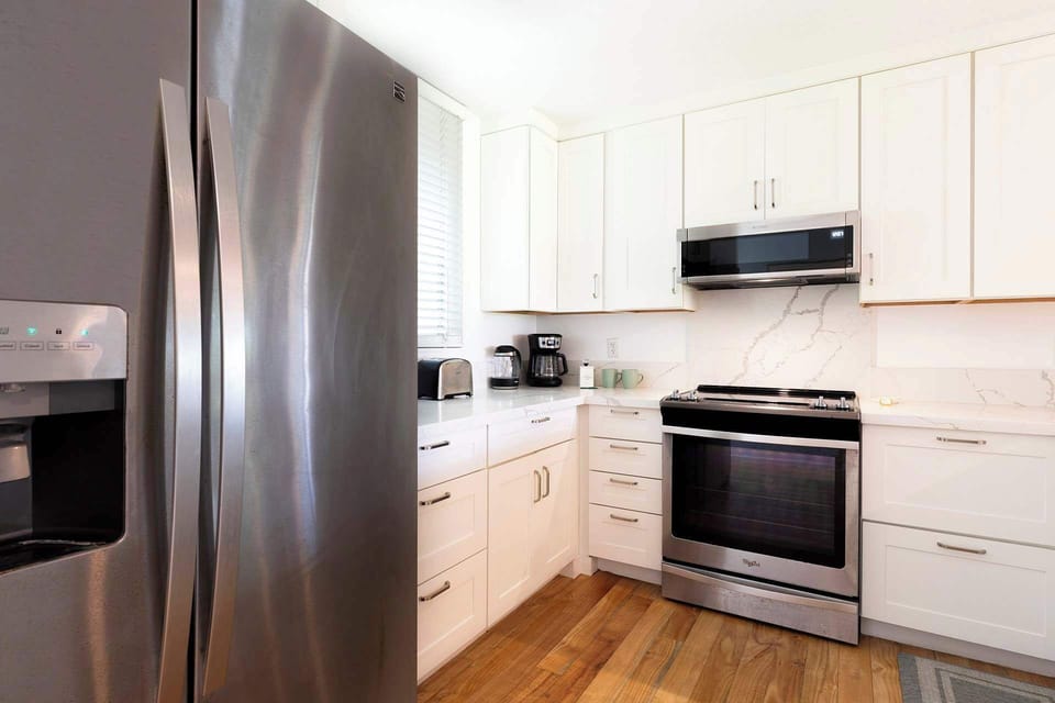 Fully furnished and equipped kitchen