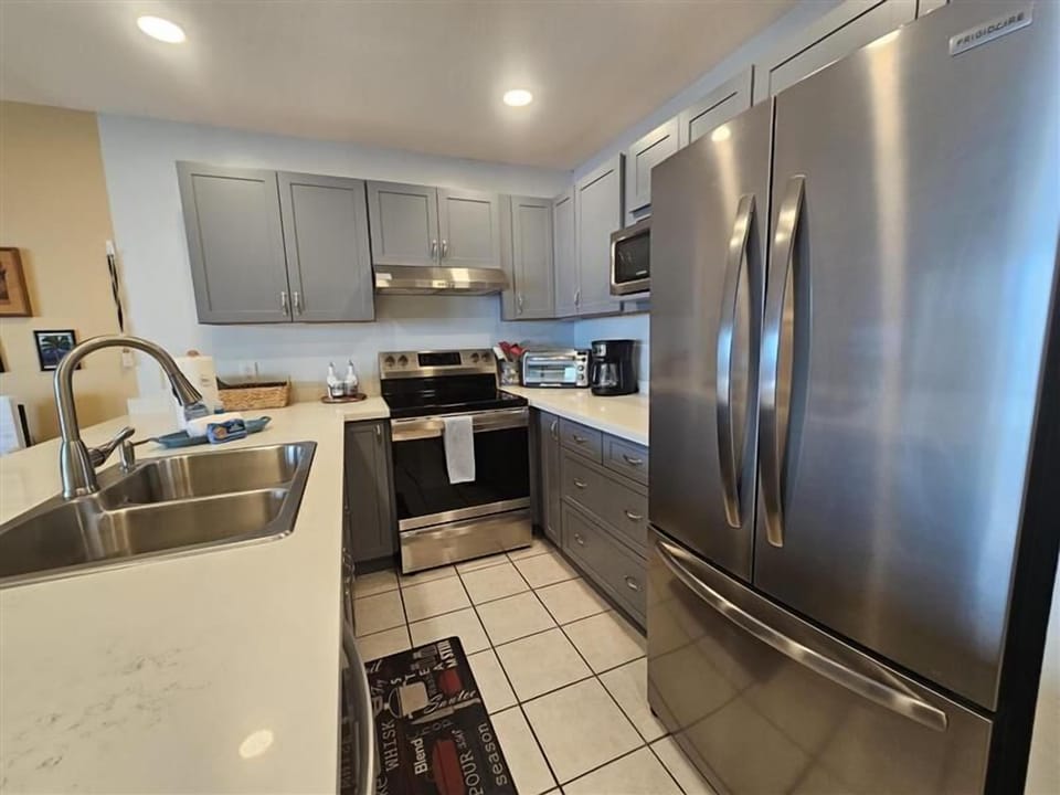 Full equipped kitchen