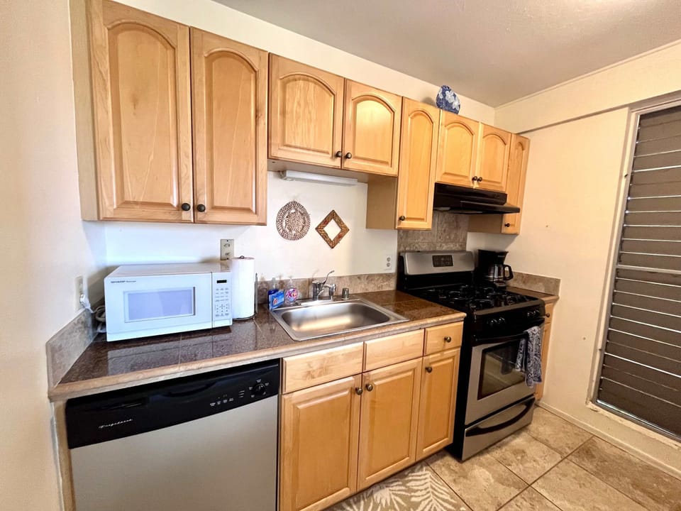 Full Kitchen