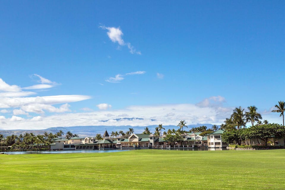 Golf course and reservoir front