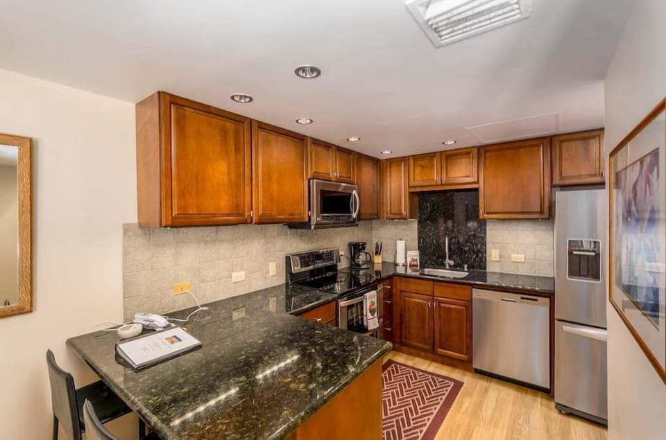 Fully equipped kitchen
