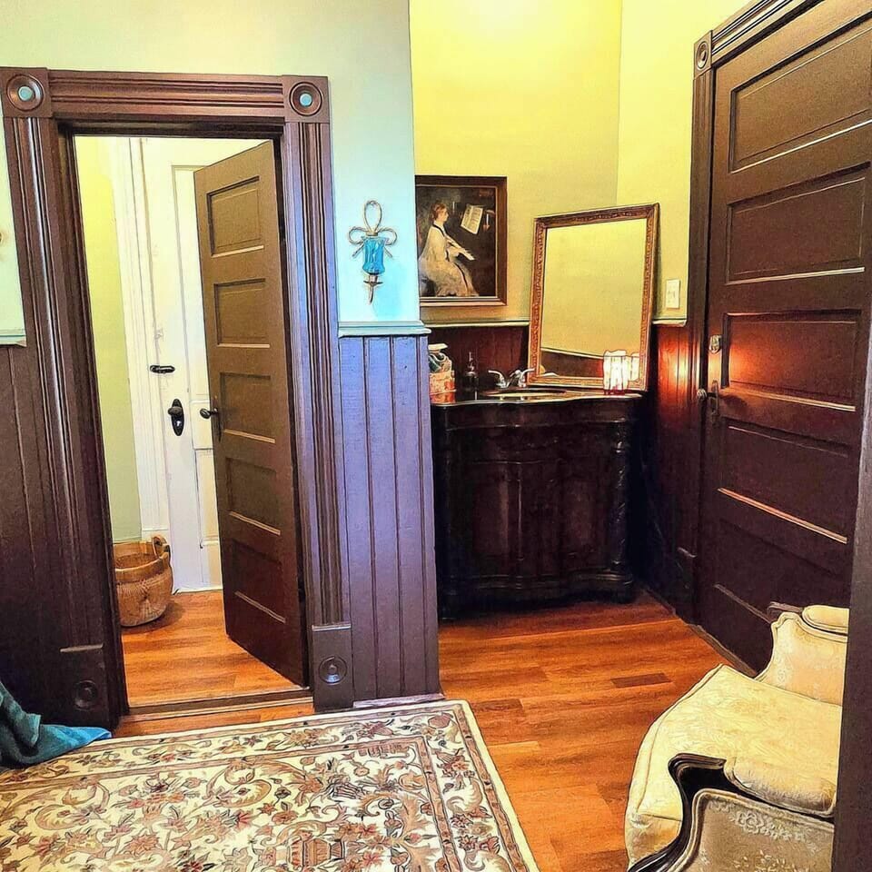 The separate "water closet" aka toilet room 