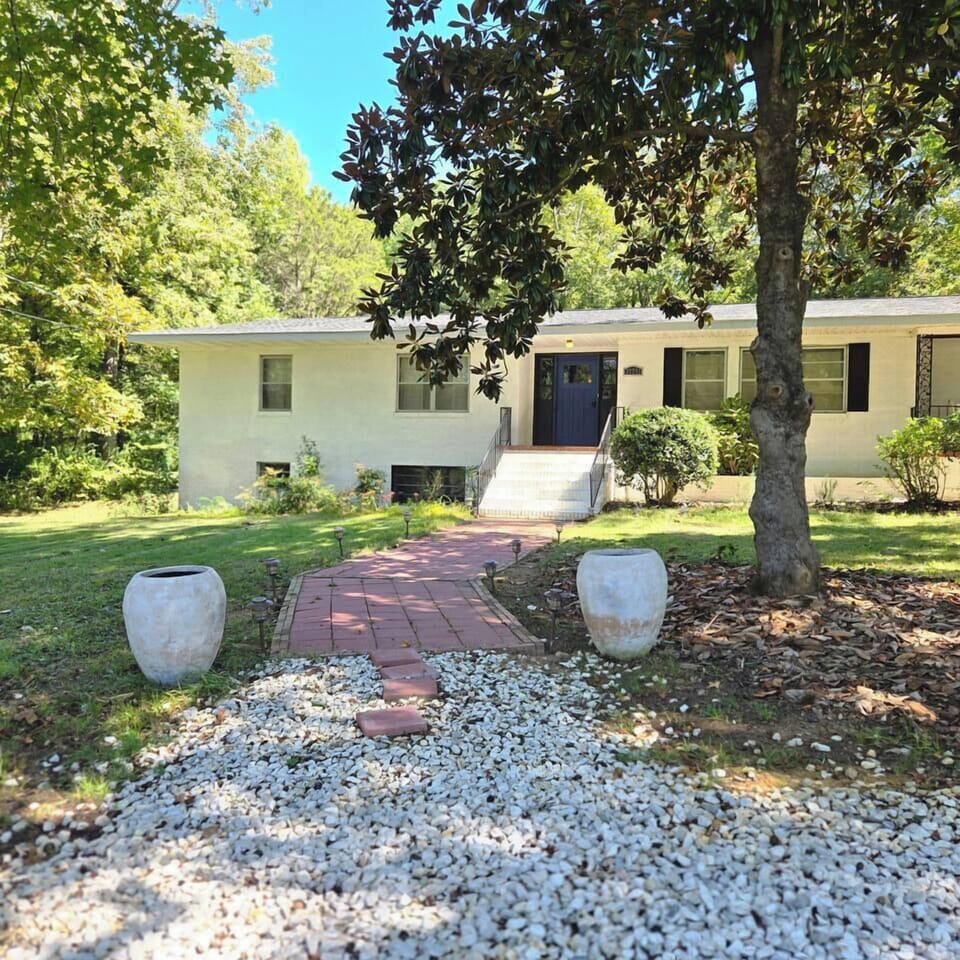 Wide Entry walkway