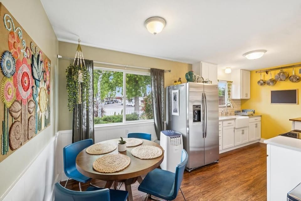 Cozy dining area for four.