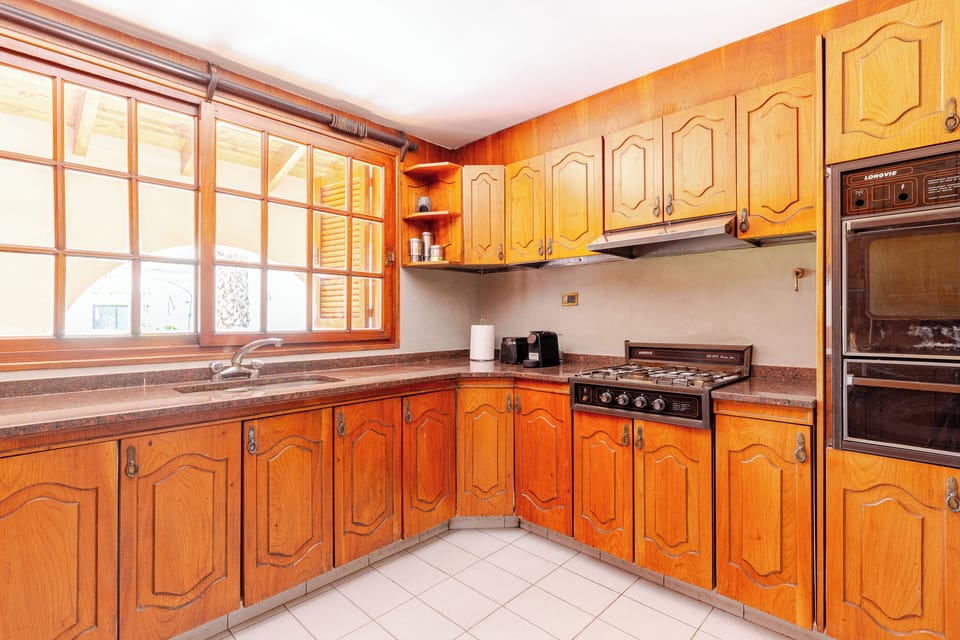 Villa | 9 bedrooms, desk, laptop workspace, blackout drapes