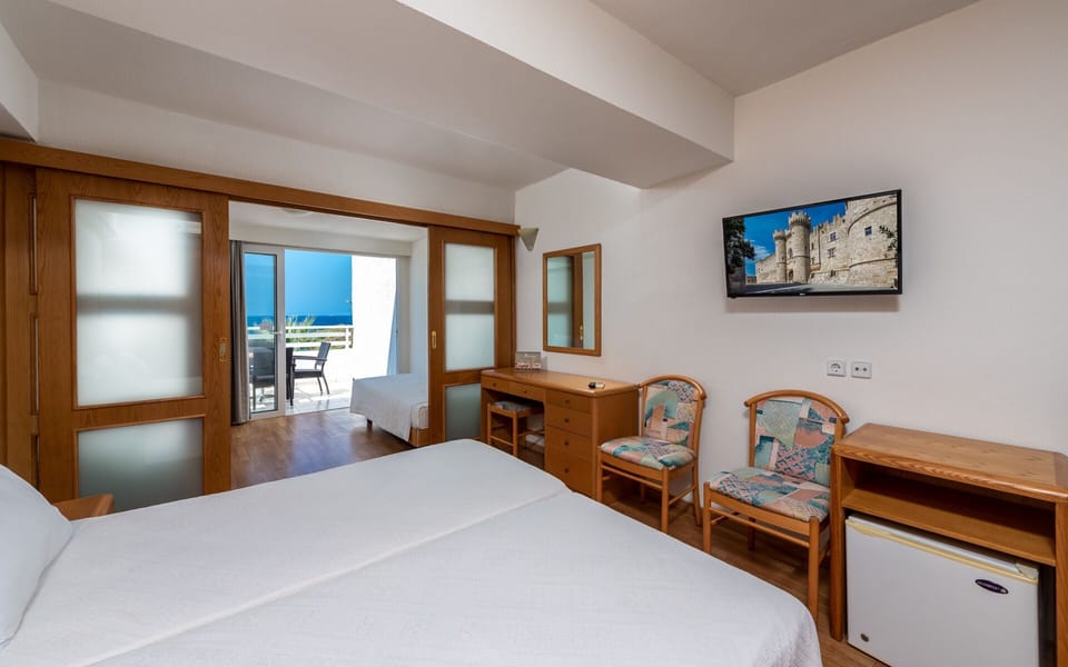 Superior Room | In-room safe, iron/ironing board, free cribs/infant beds, free WiFi