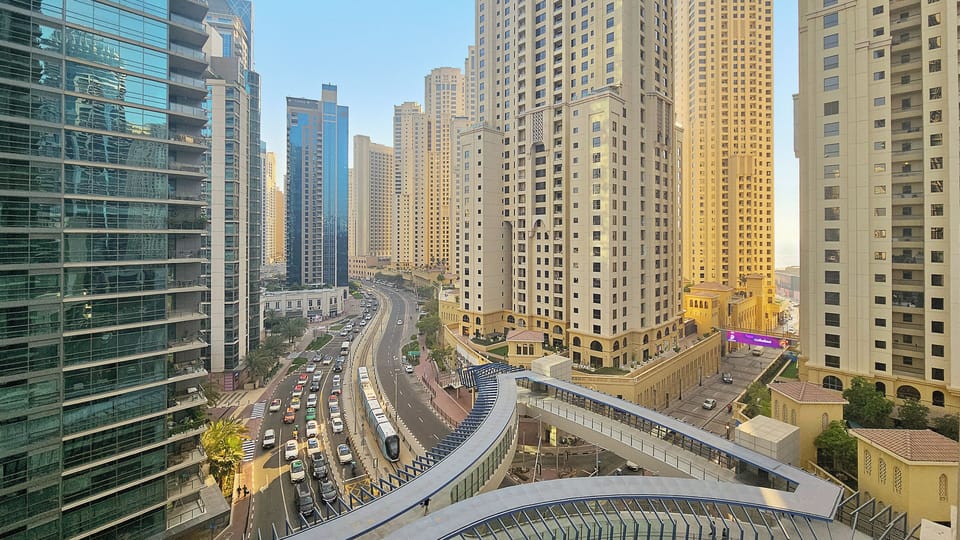 Exclusive Apartment, 1 King Bed | Balcony view