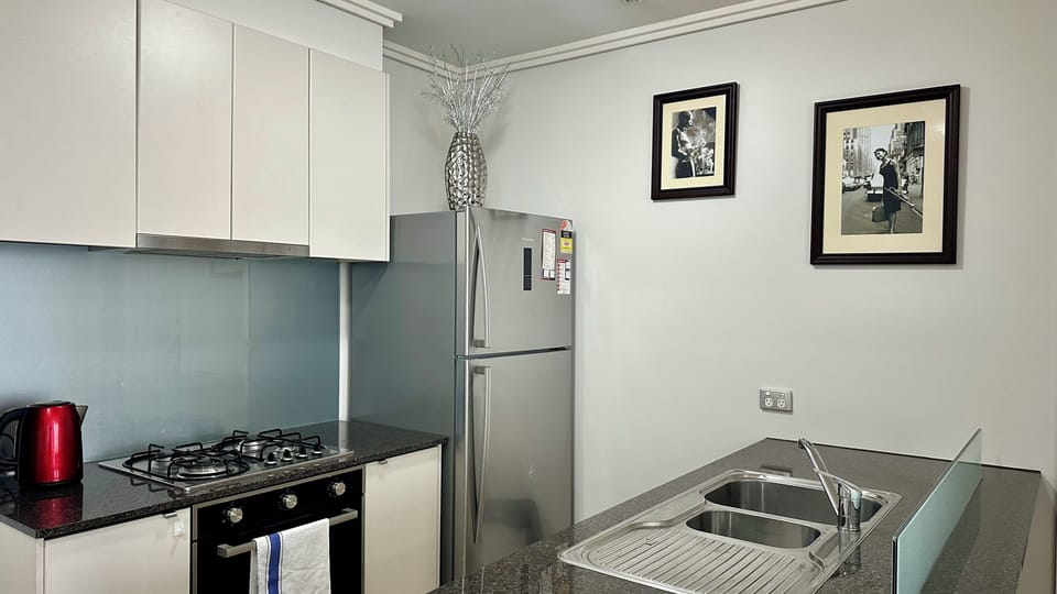 Kitchen (1)