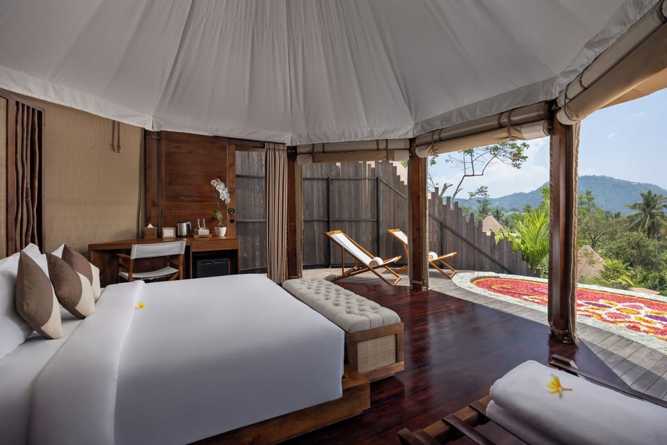 Luxury Pool Tent | Desk, laptop workspace, free WiFi