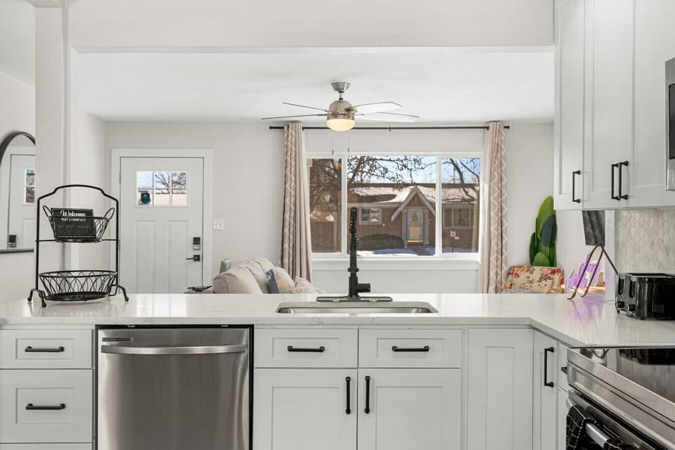 Fully Stocked Kitchen, Recently Update with Modern Appliances, Quartz Countertops and Designer Finishes