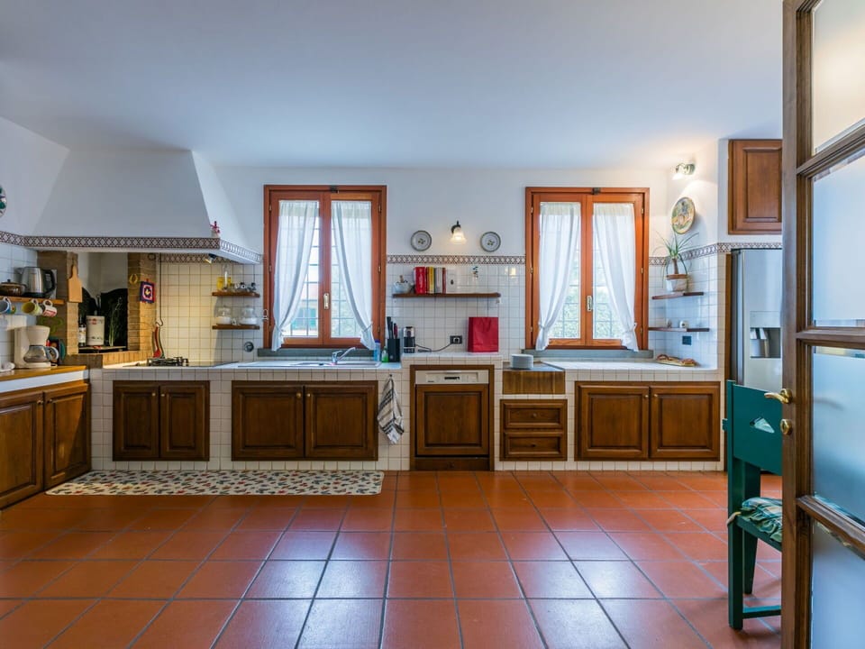 Kitchen, Interior Design, Flooring, Wood, Countertop, Furniture, Cabinetry, Floor, Room, Ceiling