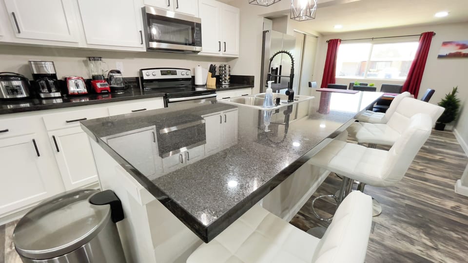 "Fully stocked kitchen, all your cooking needs"