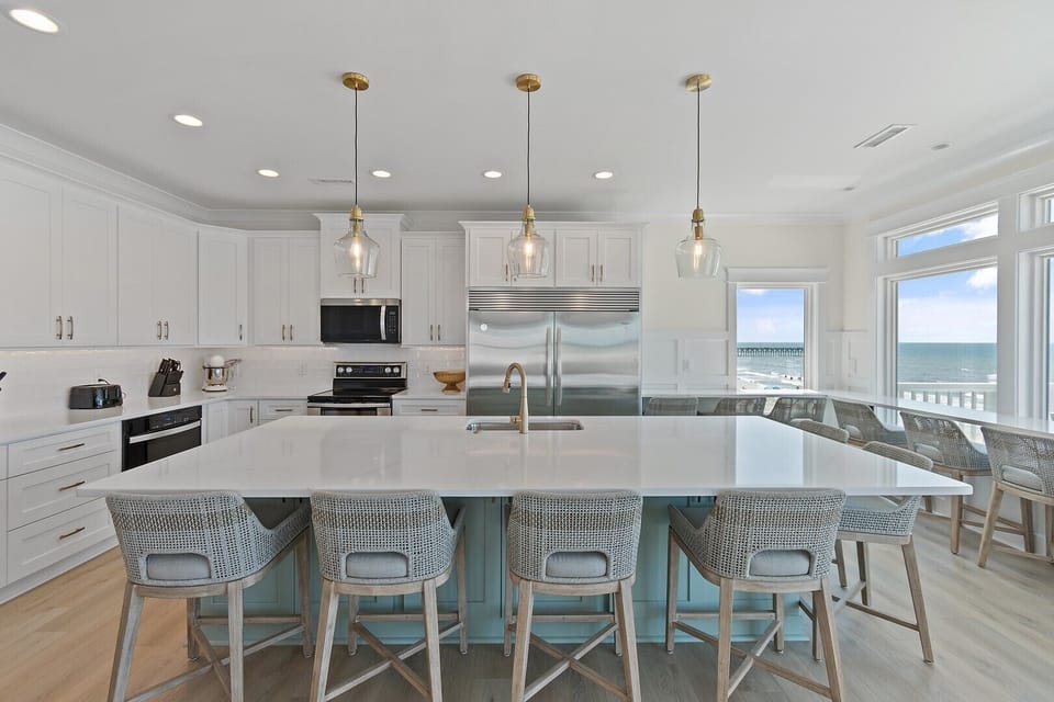 Kitchen Bar Stools
CS 6-28-25