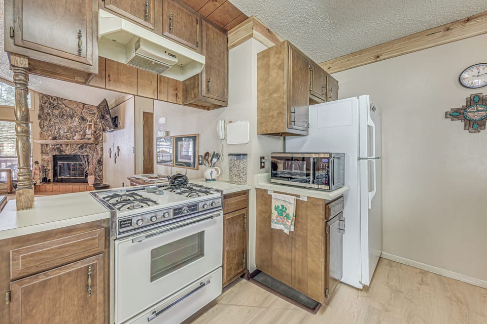 House (2 Bedrooms) | Interior