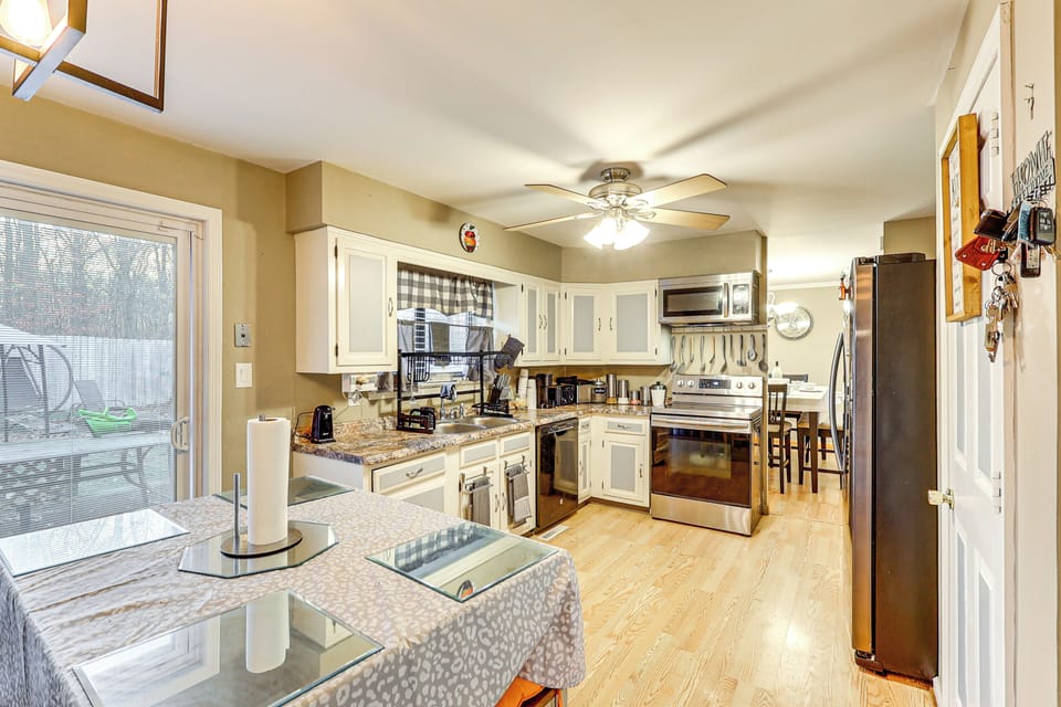 House (3 Bedrooms) | Interior
