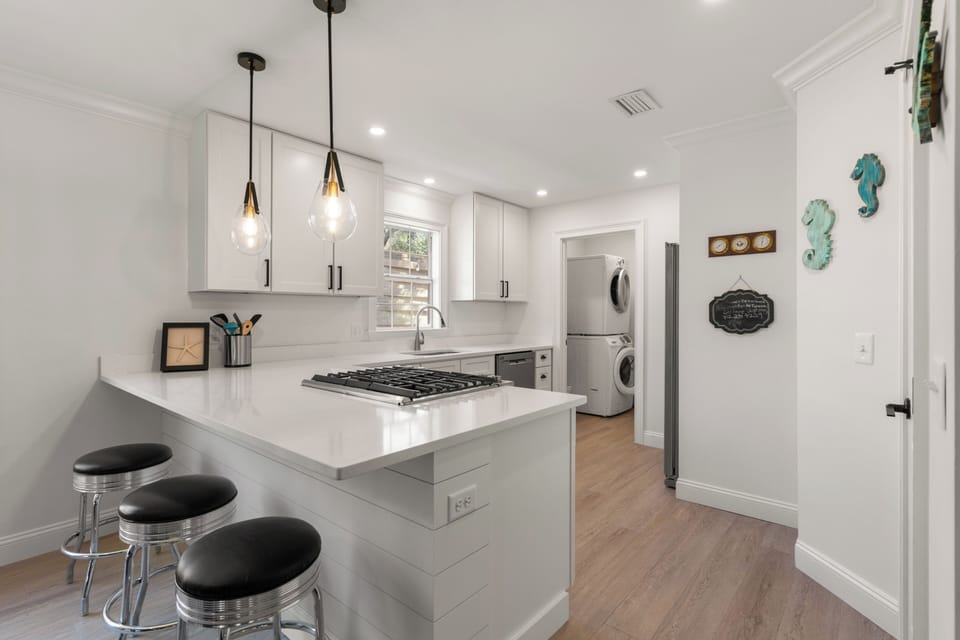 Splish Splash Cottage - New and Updated Kitchen