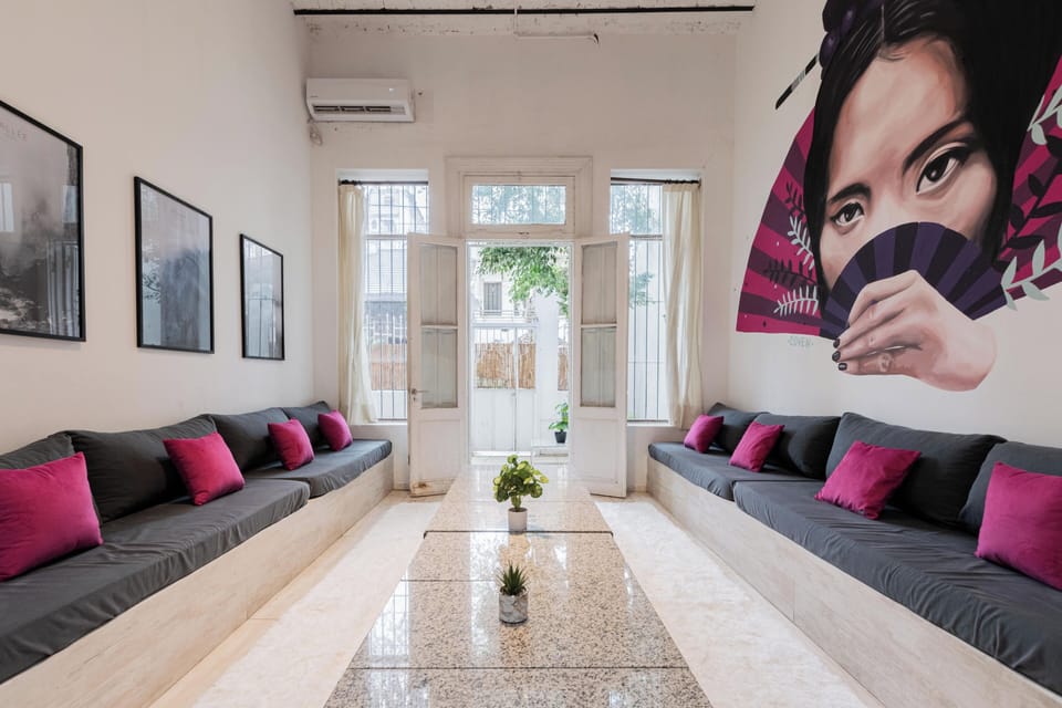 Townhome | Living area