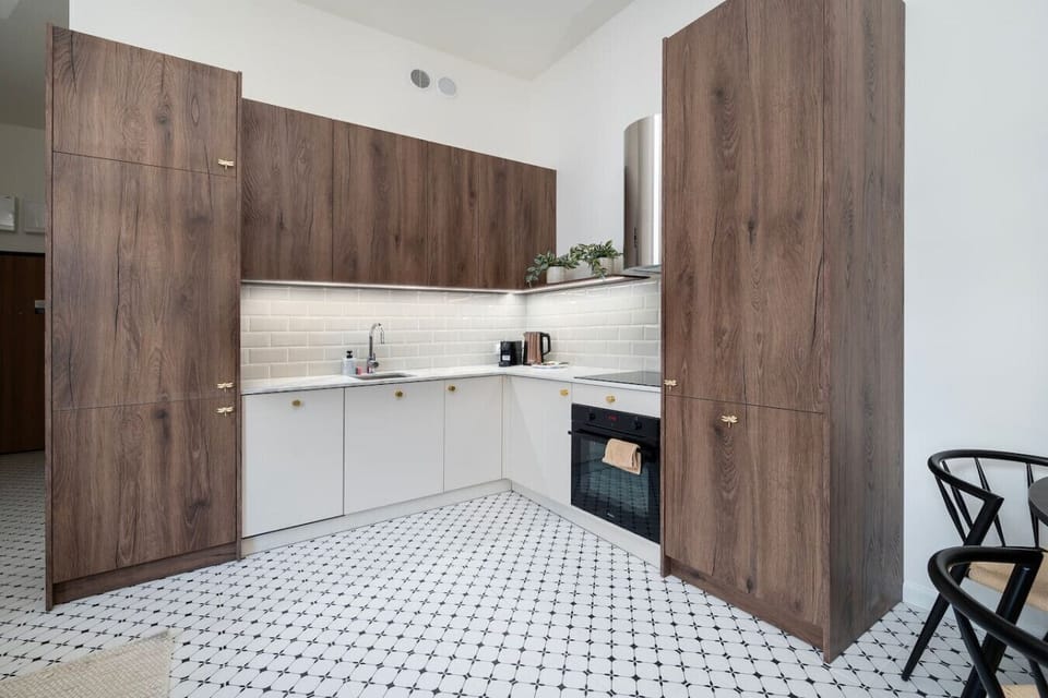 Kitchen | Book Now with RENTUJEMY.COM