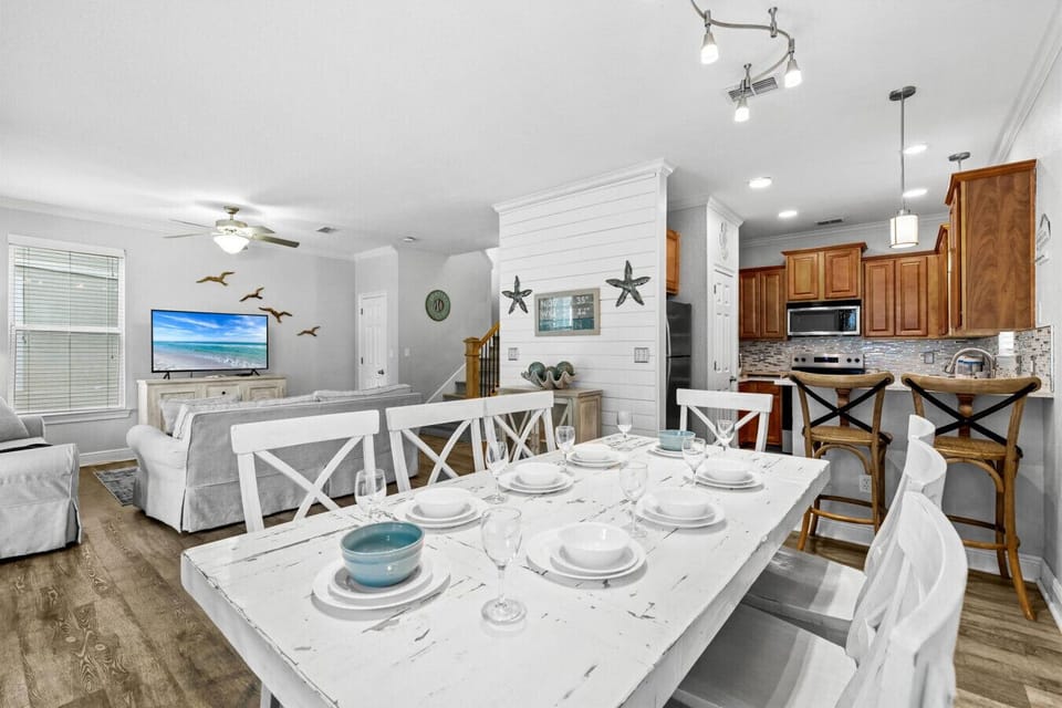 From quiet coffee mornings to holiday feasts, this table’s seen it all.